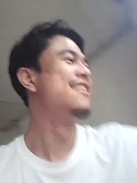 Snapshot of Kim0002 chatting on September 10, 3:06 am Kim0002 online show from September 10, 3:06 am