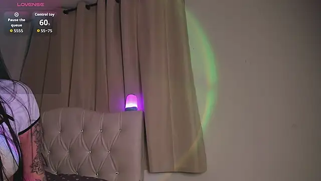 Snapshot of Mia_sky_1 chatting on September 15, 10:10 pm Mia sky 1 online show from September 15, 10:10 pm