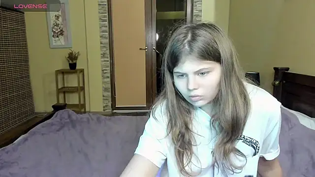 Lilly Jess online show from October 15, 6:19 pm