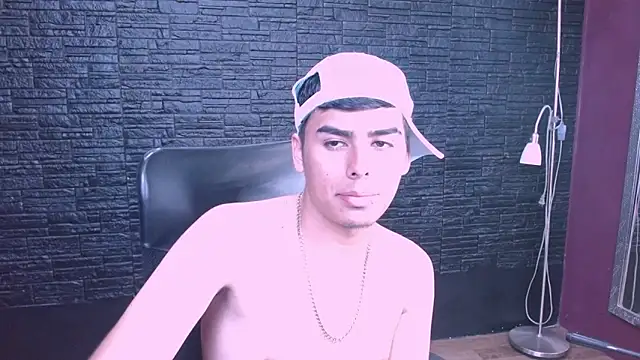 Matthewlodge online show from December 15, 4:55 pm