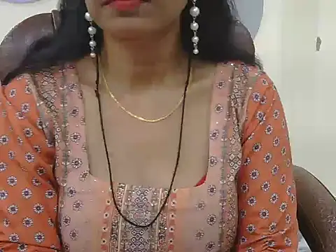 MISS SOMIYA online show from July 10, 2:52 pm