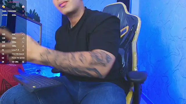 xKevyn online show from February 12, 12:44 pm