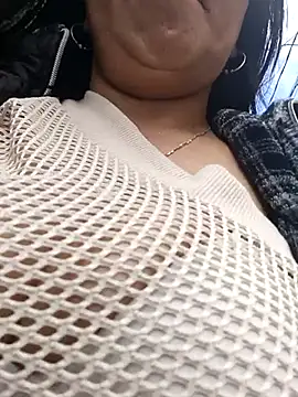 Misshot 01 online show from October 24, 6:37 pm