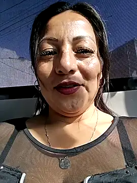 Misshot 01 online show from October 30, 8:09 pm