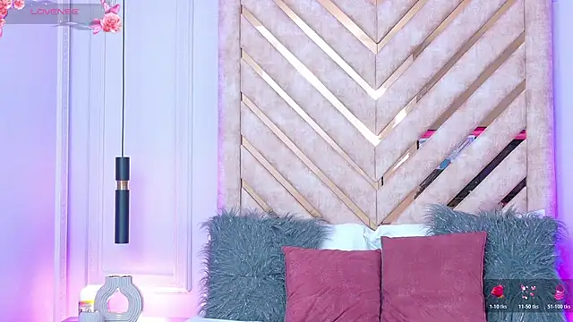 Rossie-Cameron online show from February 14, 12:57 pm