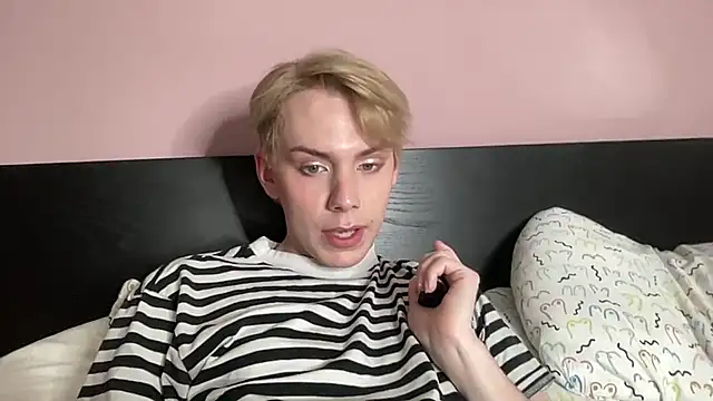 scottishtwink01 online show from September 29, 8:02 pm