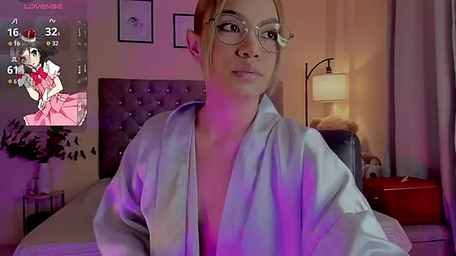 Snapshot of OxanaFedorova1- chatting on November 13, 8:30 pm OxanaFedorova1- online show from November 13, 8:30 pm