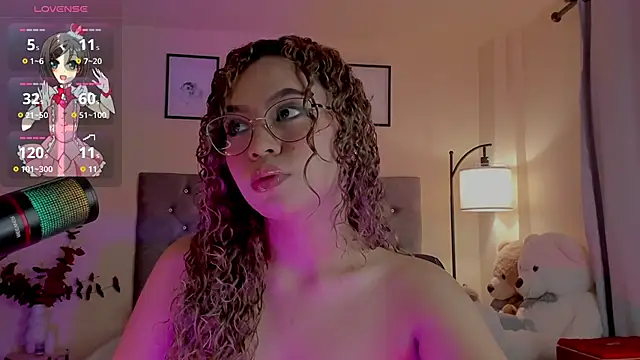 Snapshot of OxanaFedorova1- chatting on December 15, 8:24 pm OxanaFedorova1- online show from December 15, 8:24 pm