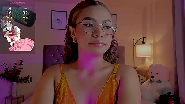 Snapshot of OxanaFedorova1- chatting on February 4, 8:25 pm OxanaFedorova1- online show from February 4, 8:25 pm