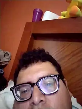 Santiagoqro85 online show from October 12, 1:32 pm