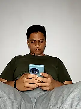 Snapshot of eyepach96 chatting on September 19, 11:49 pm eyepach96 online show from September 19, 11:49 pm