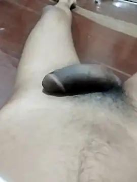 Snapshot of skylar_27 chatting on October 4, 7:56 pm skylar 27 online show from October 4, 7:56 pm