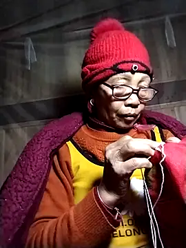 -Xuka-200 online show from January 6, 11:47 am