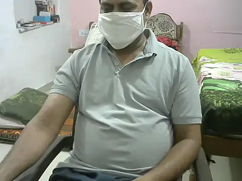 Famit025 online show from April 12, 6:13 pm