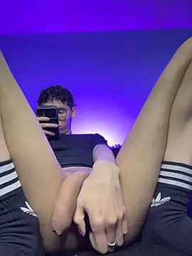 Eliot Haworth online show from November 22, 12:09 am