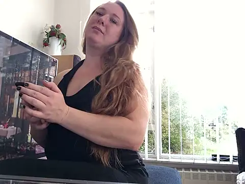 MazySunny online show from October 10, 8:13 am