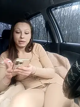 Jessie Queen 1 online show from December 5, 9:29 am