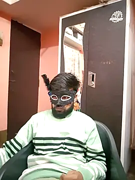 soniriyaa010101 online show from February 1, 9:30 am