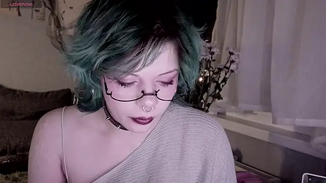 Alice Zev online show from October 27, 4:22 pm