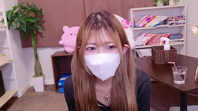 Snapshot of AIAI-chiiiini chatting on November 17, 10:10 am AIAI-chiiiini online show from November 17, 10:10 am