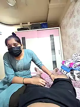 Snapshot of shobha_lover02 chatting on September 26, 9:35 am shobha lover02 online show from September 26, 9:35 am