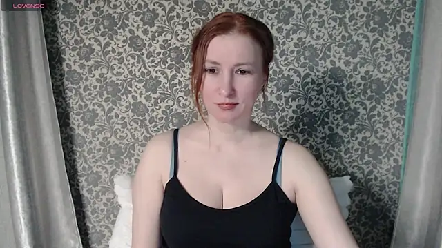 LesanaMagic online show from February 9, 7:41 pm