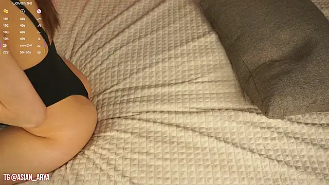 bigboobsarya online show from April 1, 11:55 am