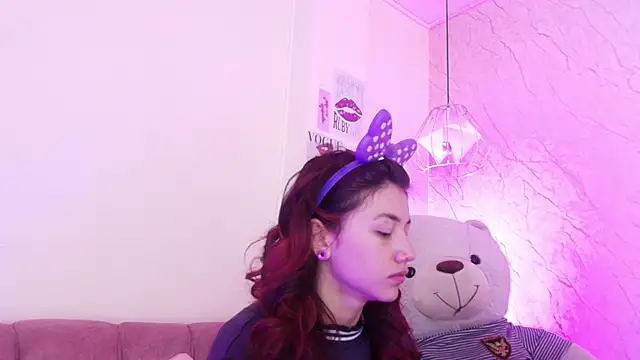 april bennett online show from October 6, 12:02 pm