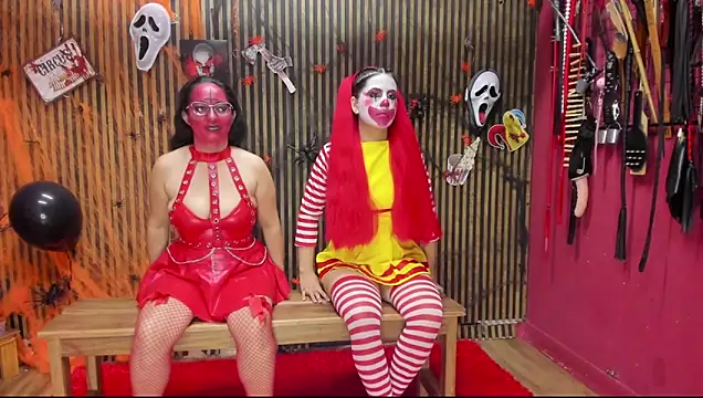 VantablackBDSMShow  online show from October 31, 1:34 pm