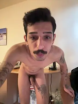 Snapshot of bisexevaa chatting on April 16, 8:48 am bisexevaa online show from April 16, 8:48 am