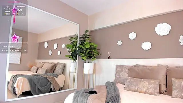 VictoriaShelby online show from November 15, 11:40 am