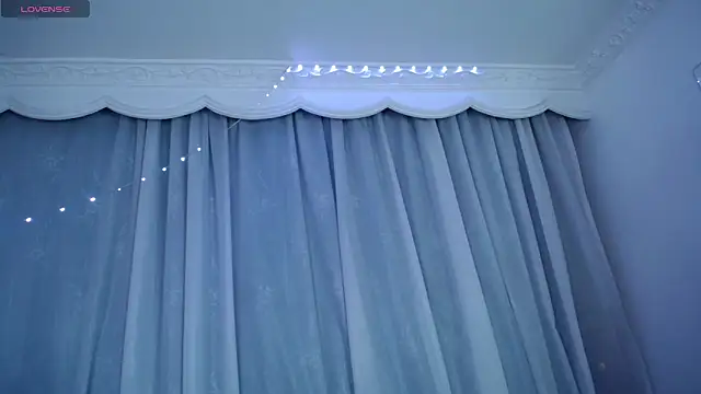 Snapshot of alahia_sw chatting on October 3, 3:47 am alahia sw online show from October 3, 3:47 am