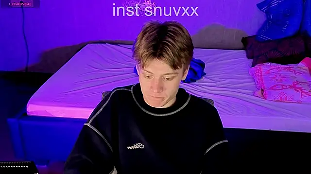 LouieEvans online show from October 2, 1:01 am