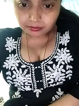 Snapshot of Hot-Pooja25 chatting on February 6, 6:22 pm Hot-Pooja25 online show from February 6, 6:22 pm