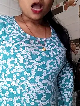 Snapshot of Hot-Pooja25 chatting on February 9, 2:26 am Hot-Pooja25 online show from February 9, 2:26 am