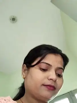 Hot-Pooja25 online show from April 8, 4:12 am