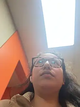 Chelsyleslyy online show from May 21, 11:17 am