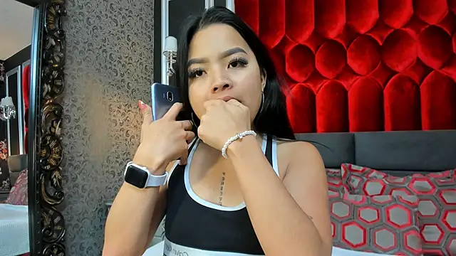 SharonBonet online show from November 30, 4:38 am