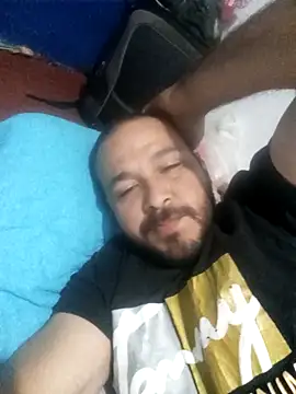 Snapshot of javi-tunene chatting on October 1, 11:33 pm javi-tunene online show from October 1, 11:33 pm