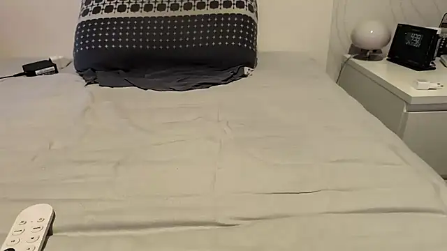 Snapshot of zebulon_314 chatting on February 24, 3:37 am zebulon 314 online show from February 24, 3:37 am