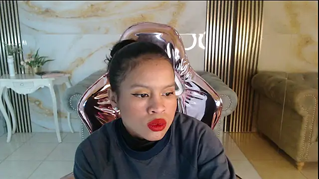 catalina5 s online show from February 27, 1:11 pm