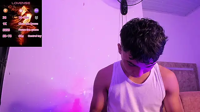 Austin Cardieff  online show from September 26, 3:10 am