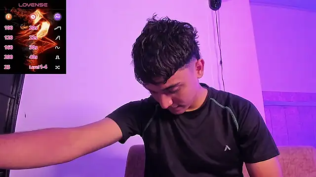 Austin Cardieff  online show from September 27, 3:44 am