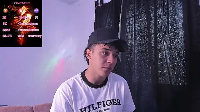 Austin Cardieff  online show from October 10, 8:08 pm