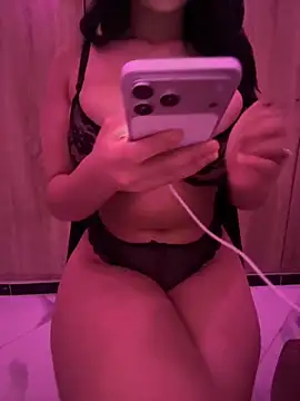 Snapshot of asile21 chatting on October 21, 6:03 am asile21 online show from October 21, 6:03 am