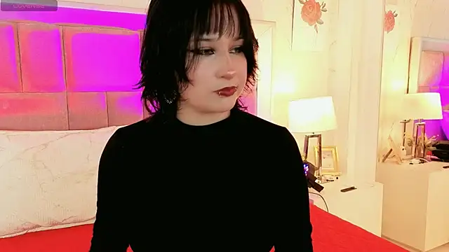 RobinBennett online show from June 4, 1:28 pm