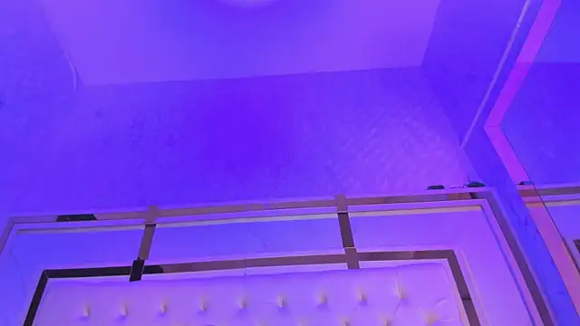 Cameron Hearts online show from February 13, 12:23 pm