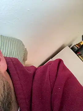 Snapshot of aalvaro98 chatting on March 3, 5:19 pm aalvaro98 online show from March 3, 5:19 pm