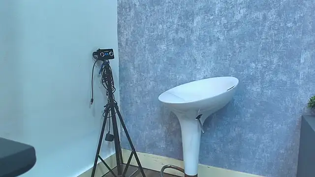 kissme luna online show from September 14, 7:57 pm