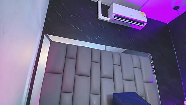 kissme luna online show from November 21, 7:01 pm